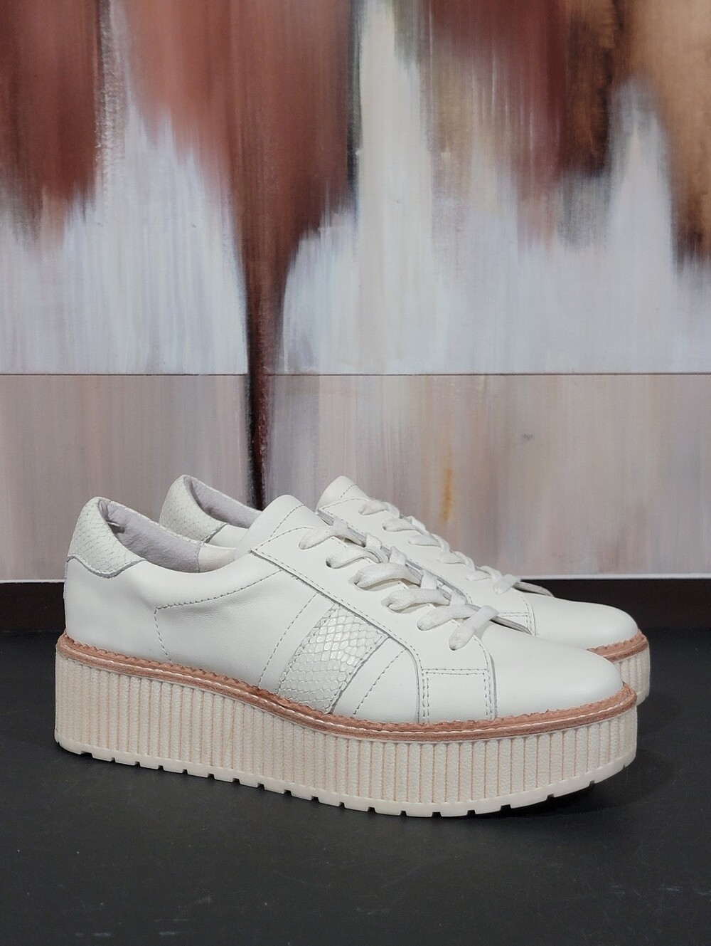 DV DOLCE VITA Tiger Women's 10 White Leather Platform Sneakers Shoes Chunky Sole